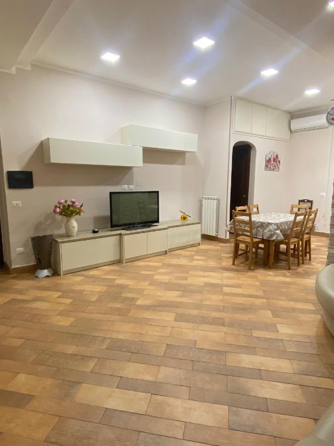 Ferienwohnung Domus Melius Castellammare di Stabia Exterior foto